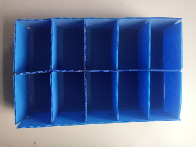 ���׵���