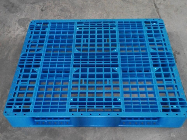 �W���������бP